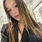 Elli Leen @ellileen Leaks OnlyFans 

 profile picture