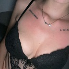 Emma 👩‍👧‍👦 (@emmahilton) Leaked OnlyFans 

 profile picture
