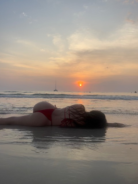 Header of onlypeach95