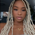 Roses Youniverse (@rosesyouniverse) Leaks OnlyFans 

 profile picture