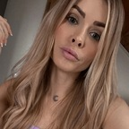 u196702461 (AnnaJul) OnlyFans Leaks 

 profile picture