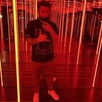 ukrainetourguide (Max) free OnlyFans Leaked Videos and Pictures 

 profile picture
